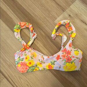 NWT floral bikini top from Aerie 🌸